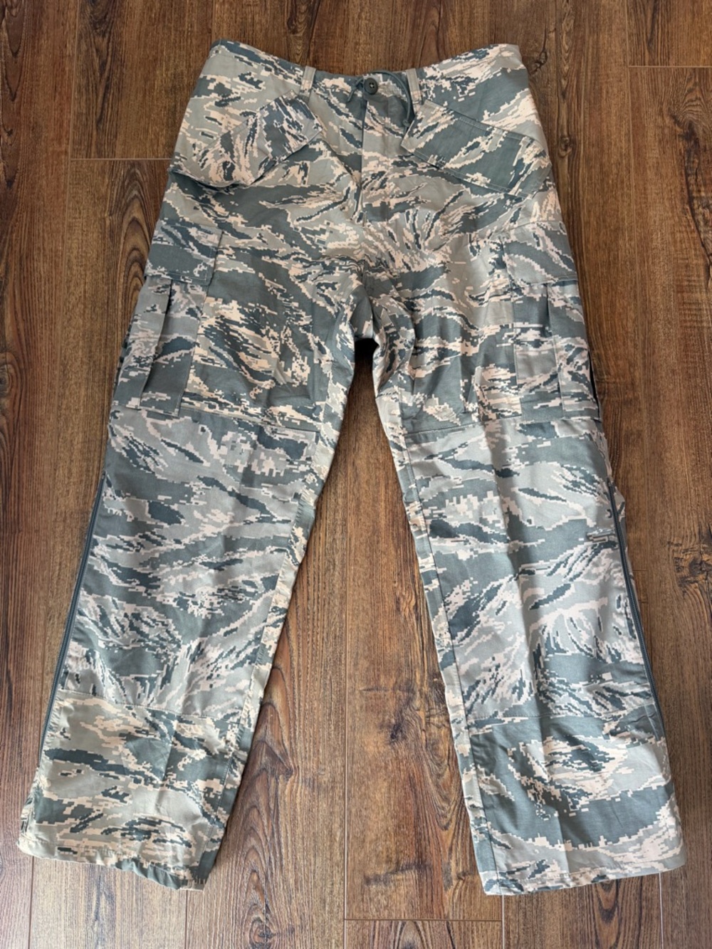 US Army Gen III Level 6 OCP Waterproof Trousers Small Tennier Industries ECWCS